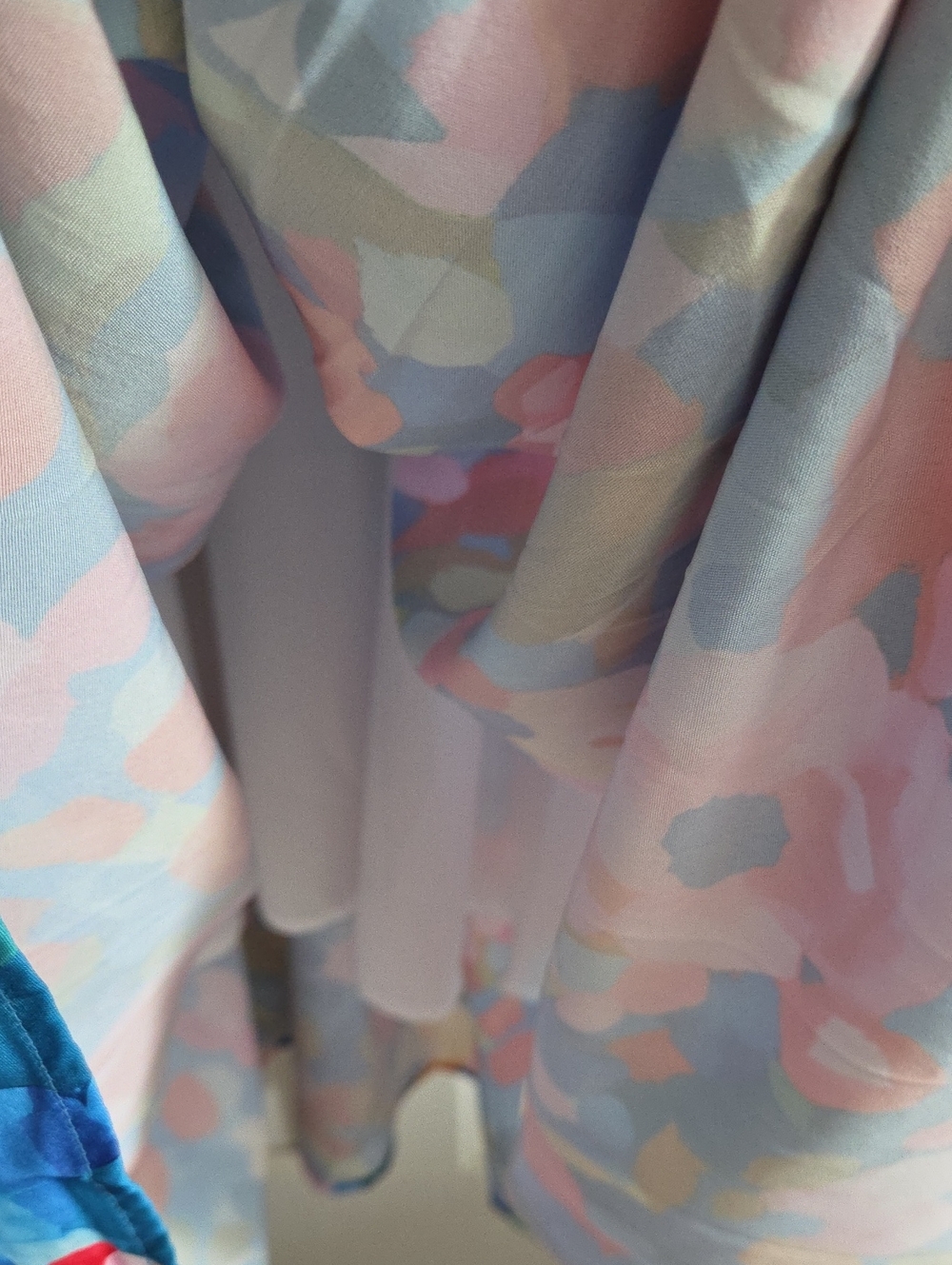 Bright Floral Influencer Dress - Picture 6 of 13